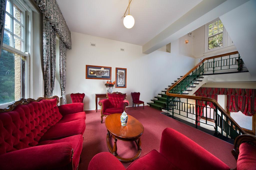 Готель Jenolan Caves House Екстер'єр фото