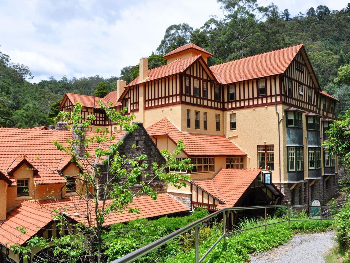 Готель Jenolan Caves House Екстер'єр фото