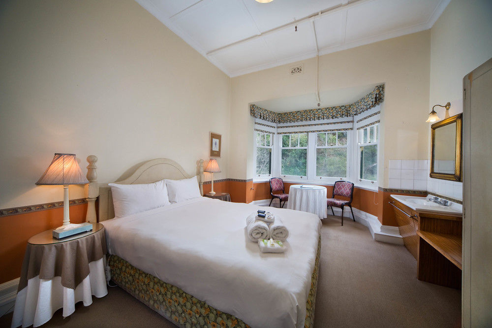 Готель Jenolan Caves House Екстер'єр фото
